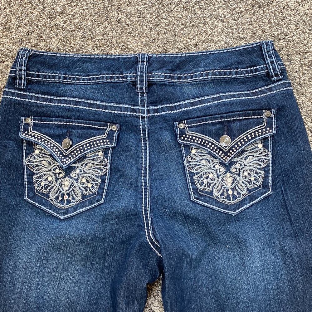 EUC Nine West Date Night Fit Dark Wash Cuffed Capri Jeans 31/12